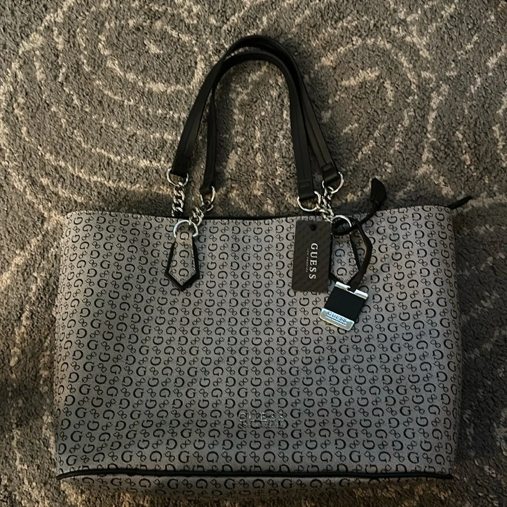 Black and grey Large Guess purse/handbag - Picture 1 of 3